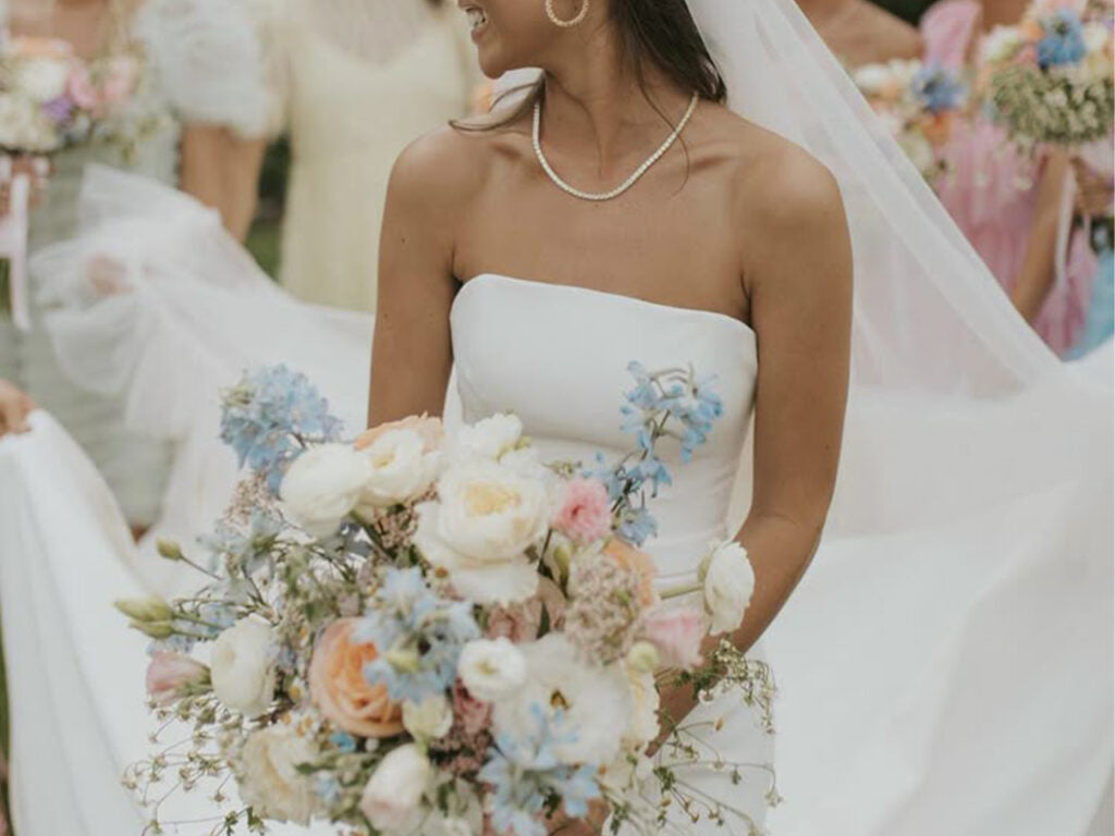 Top 7 Wedding Bouquet 2025 Trends: A Comprehensive Guide