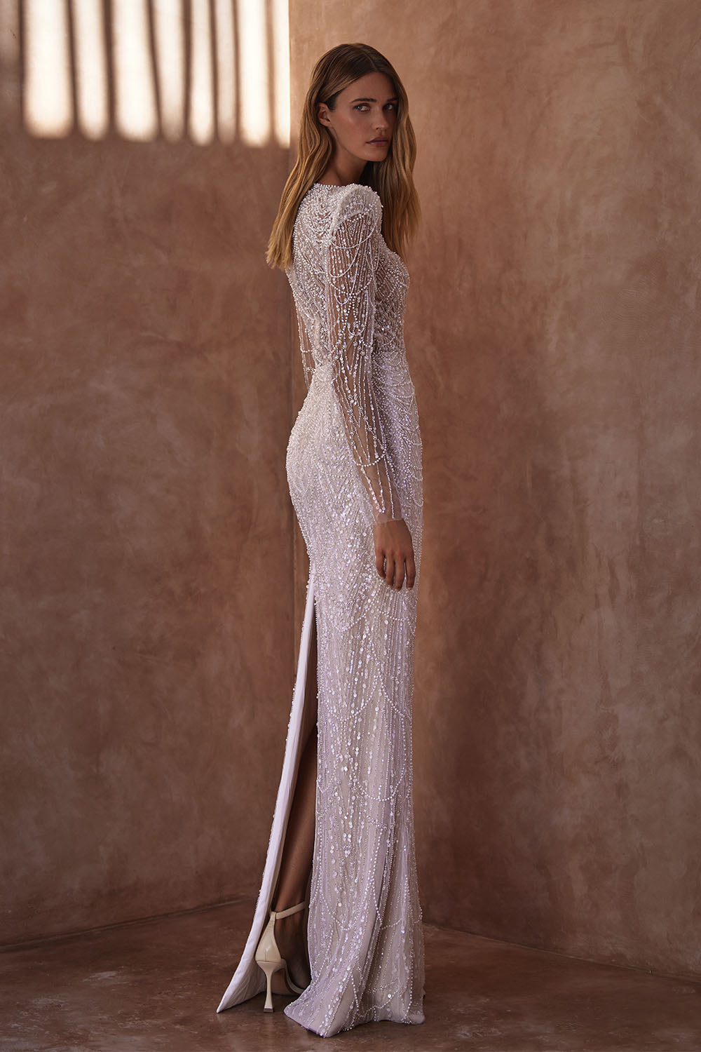 Milla Nova, Modern Gown | Esposa