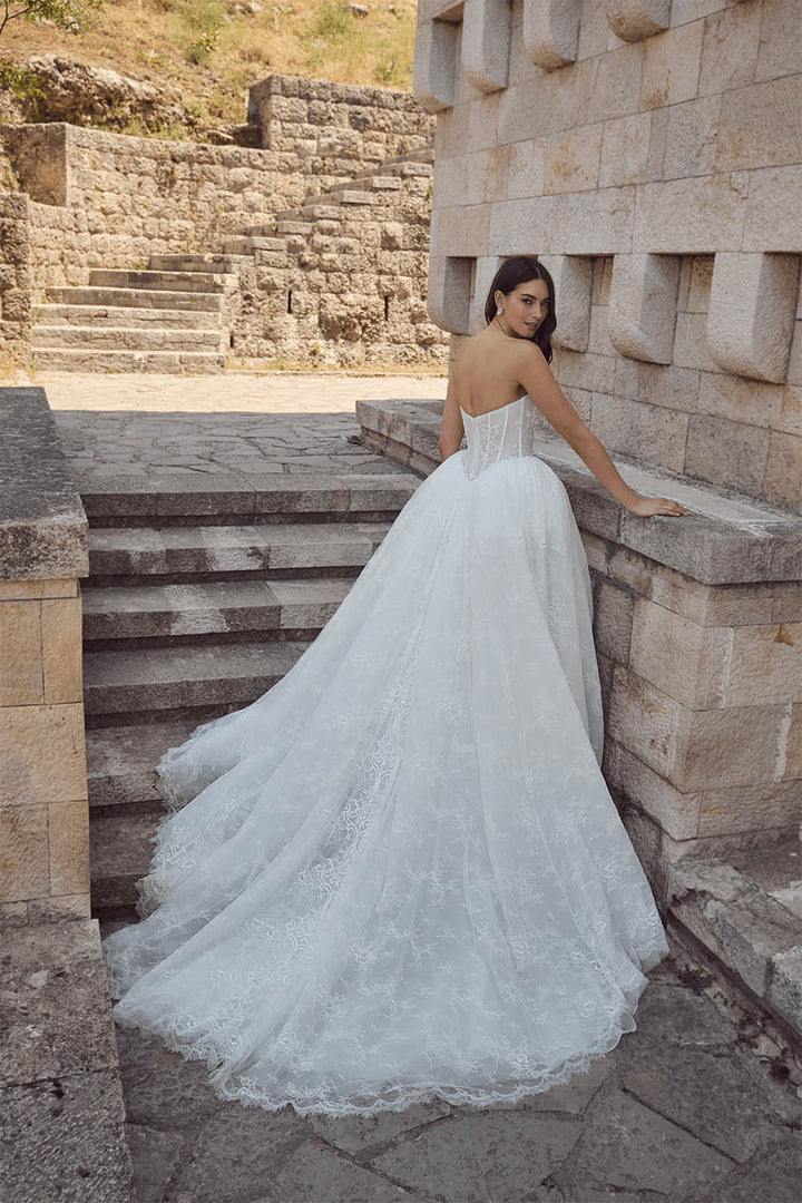 Calla Blanche, Modern Ball Gown | Esposa