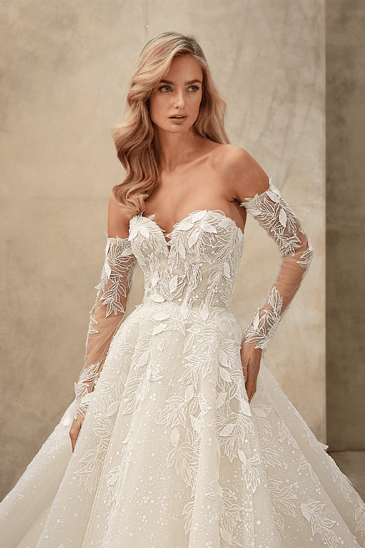 Demetrios, Romantic Ball Gown |  Esposa