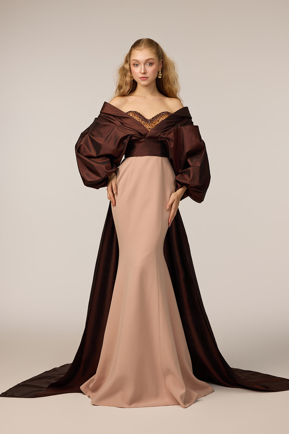 21SIX, Dramatic Evening Dress | Esposa