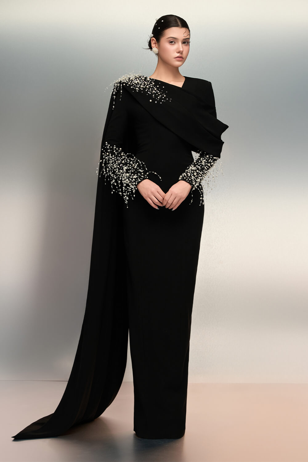 SV00962 | Modern Luxurious Dress | Esposa