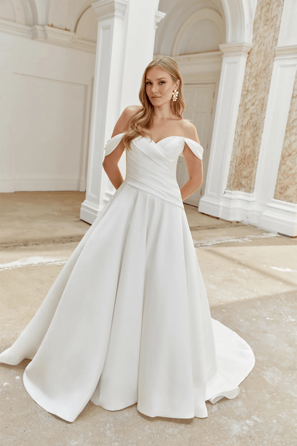 Justin Alexander, Romantic A-line Gown | Esposa