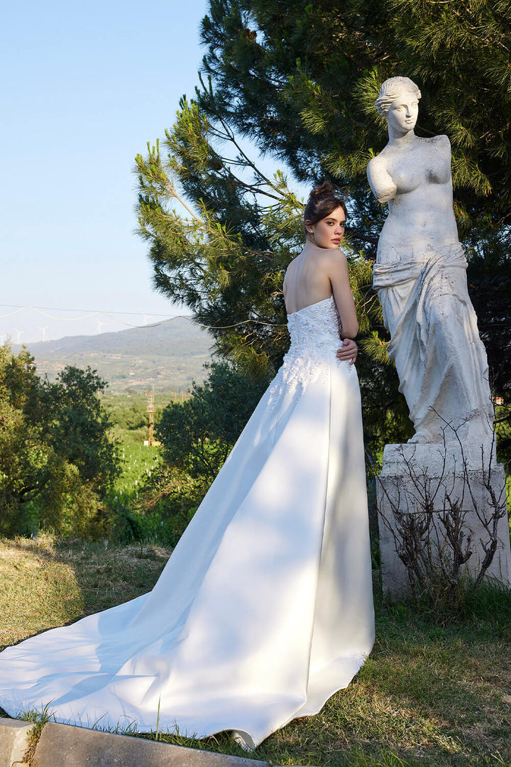 Nova Bella, Strapless Bridal Dress | Esposa