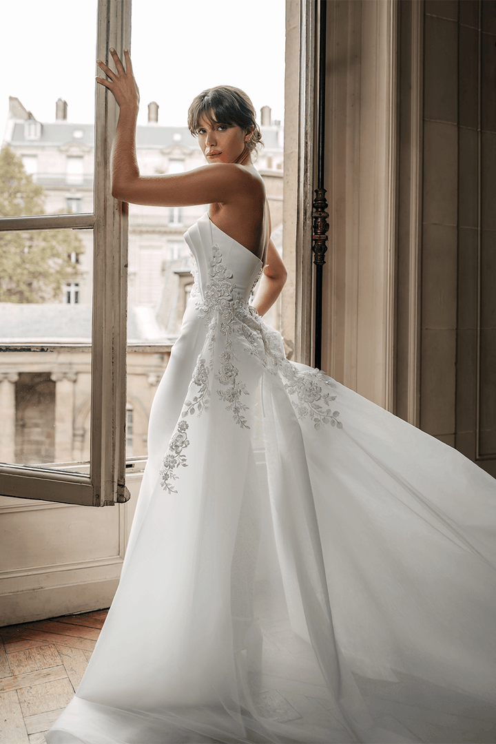 Nova Bella, Structured Straight Gown | Esposa