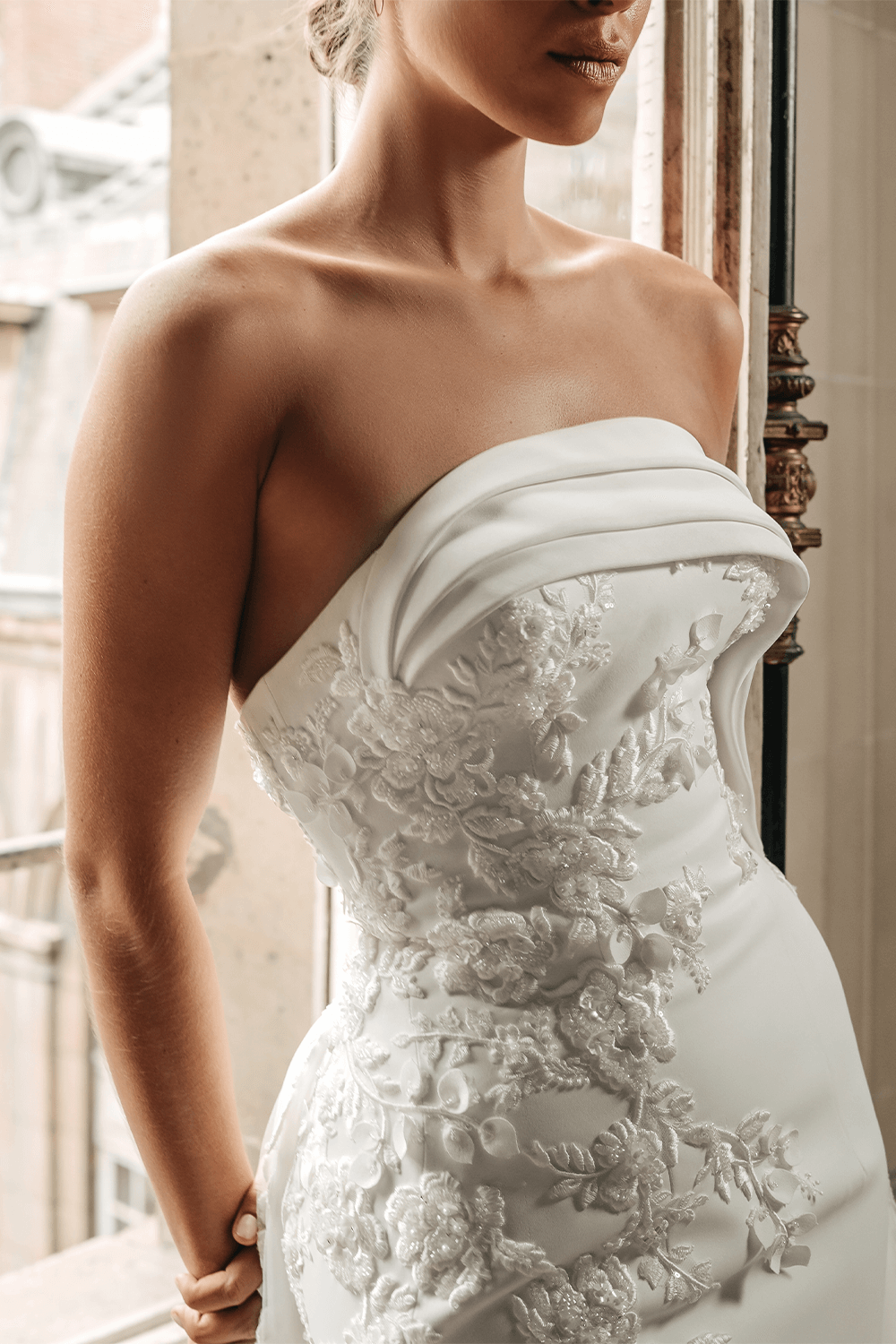 Nova Bella, Structured Straight Gown | Esposa