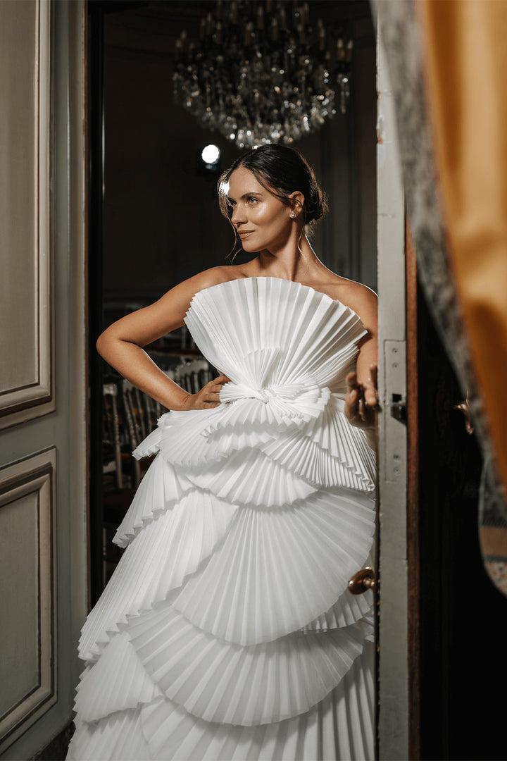 Nova Bella, Avant-Garde Ball Gown | Esposa