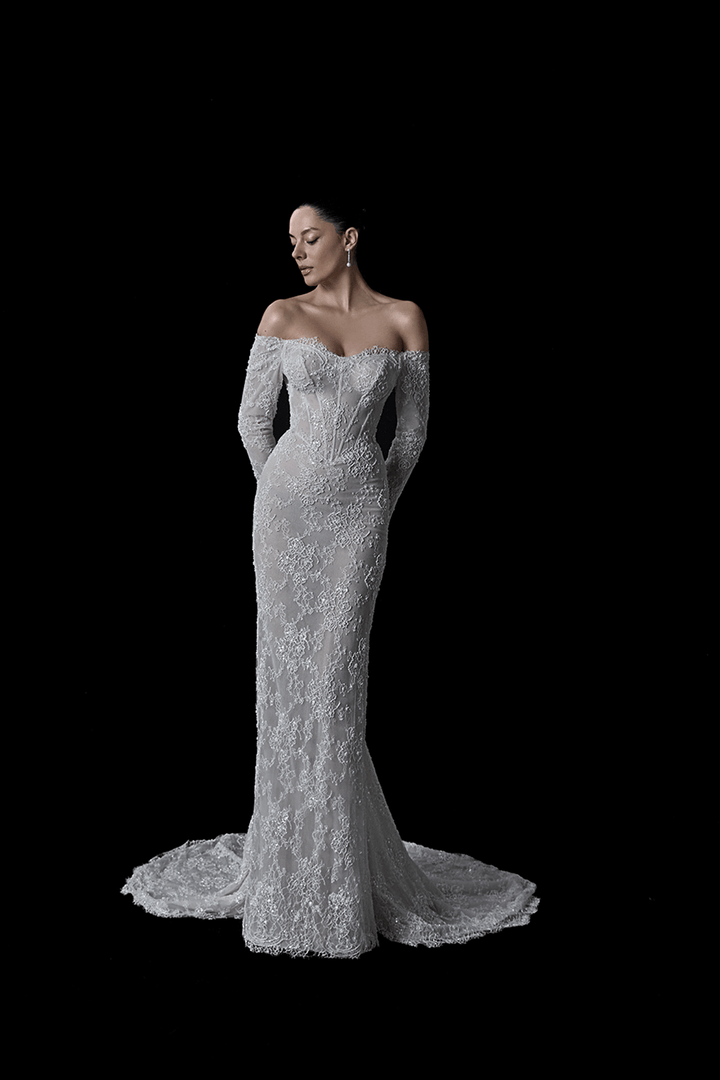 Nova Bella, Contemporary Straight Gown | Esposa
