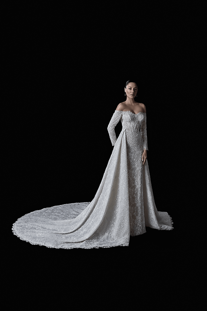 Nova Bella, Contemporary Straight Gown | Esposa