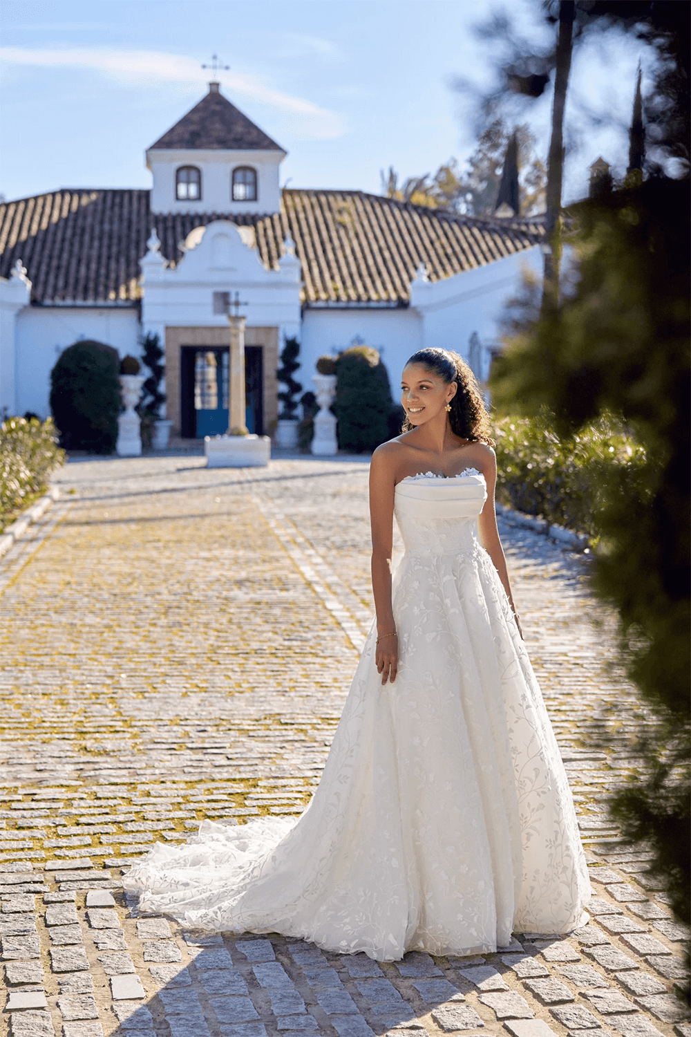 Justin Alexander, Enchanting Bridal Gown | Esposa
