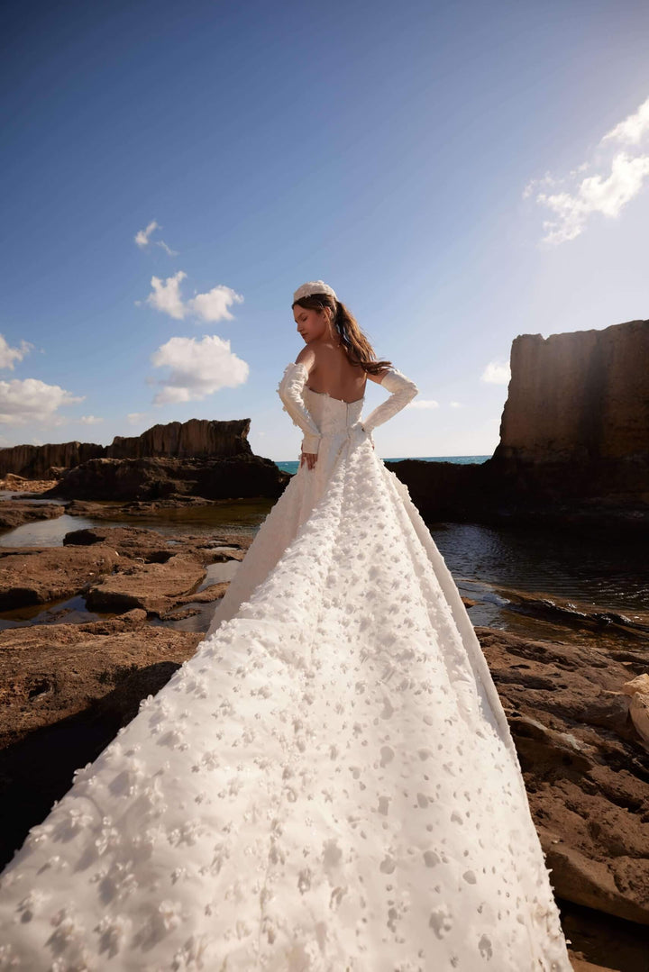 0105DO | Plume by Kristie | WeDo by Esposa