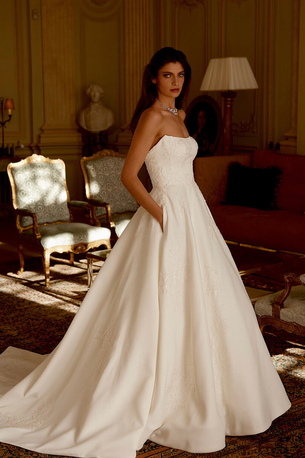 Justin Alexander, Strapless Wedding Gown | Esposa