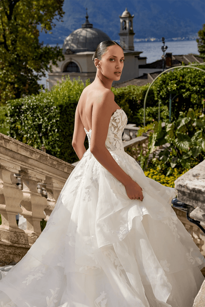 Justin Alexander, Voluminous ball gown | Esposa