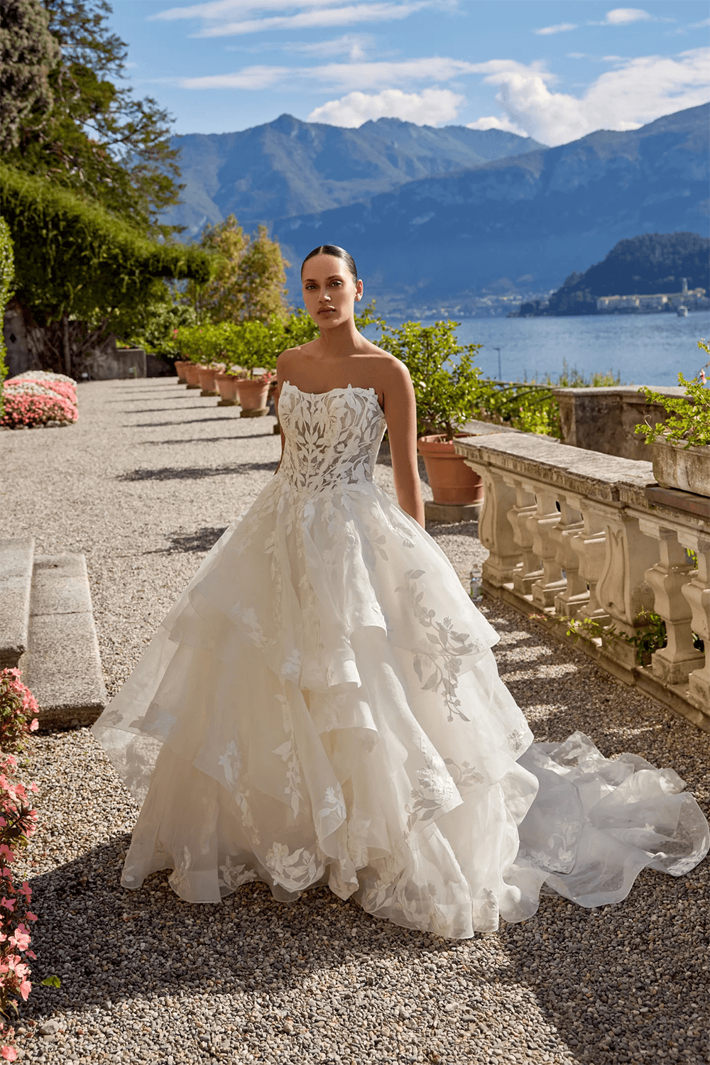 Justin Alexander, Voluminous ball gown | Esposa