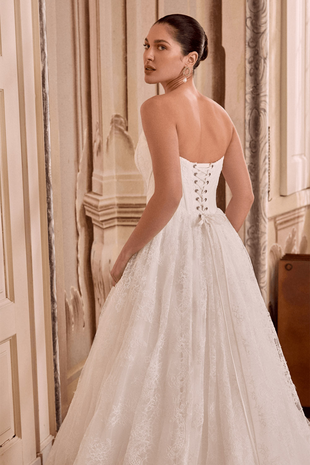 Justin Alexander, Ethereal Strapless Gown | Esposa