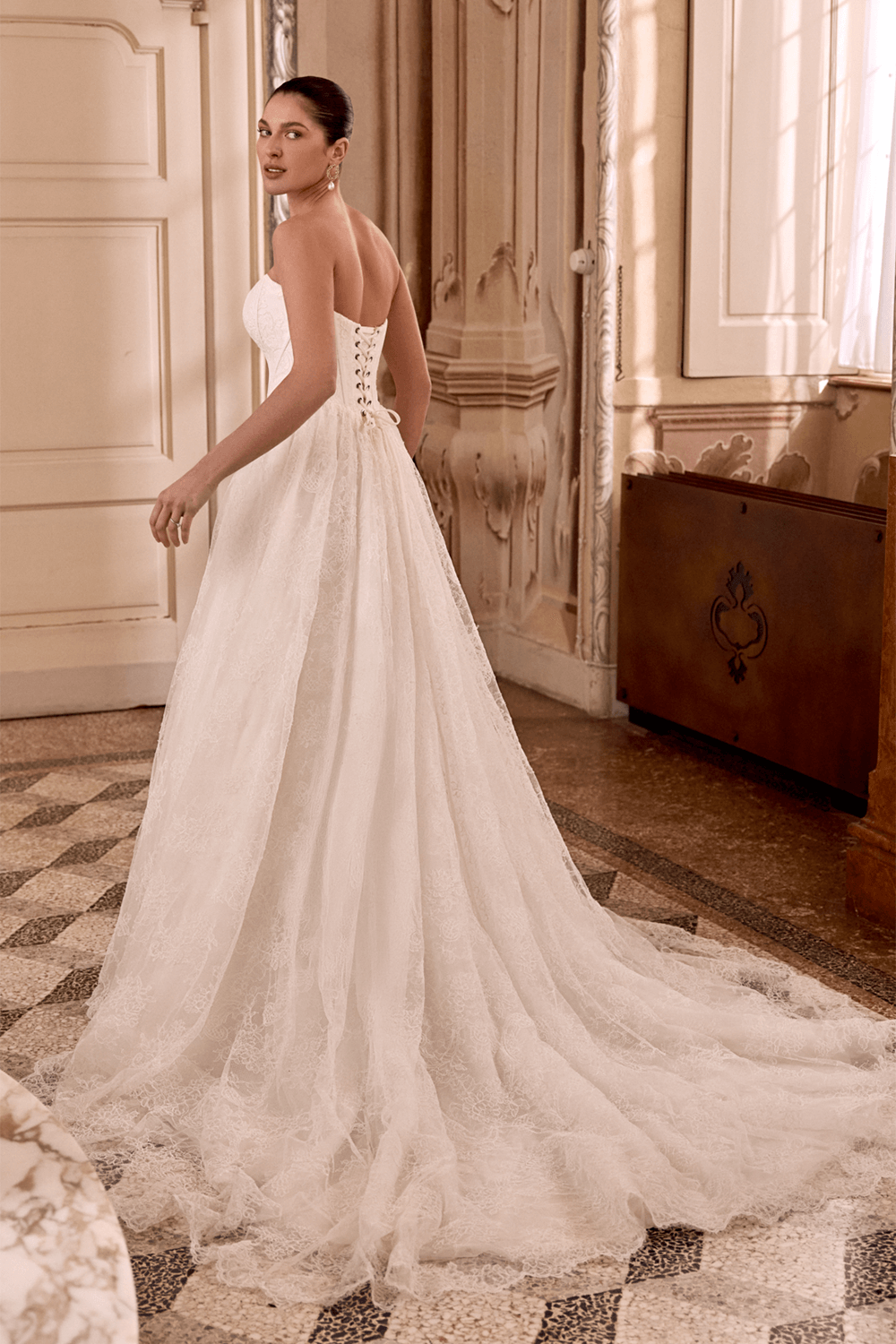 Justin Alexander, Ethereal Strapless Gown | Esposa
