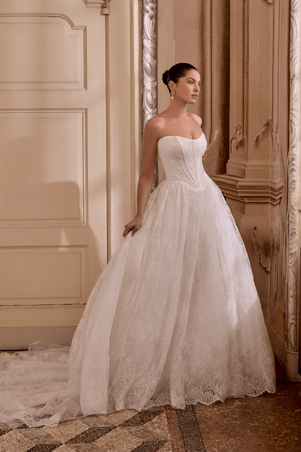 Justin Alexander, Ethereal Strapless Gown | Esposa