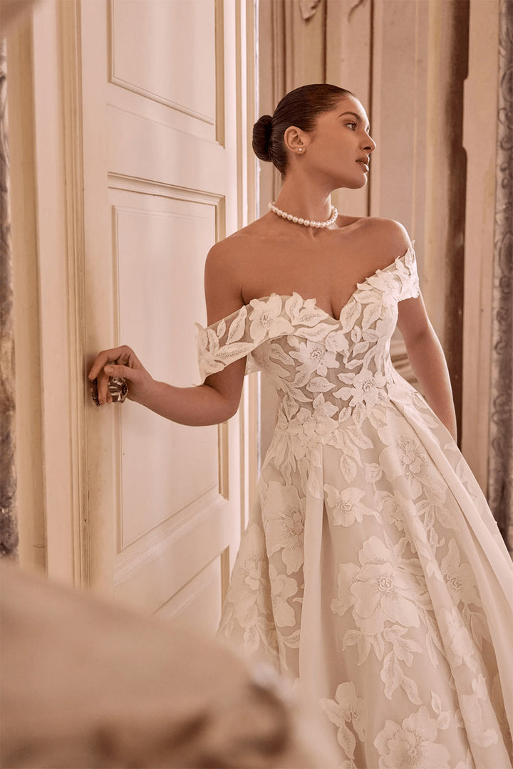 Justin Alexander, Graceful A-Line Gown | Esposa