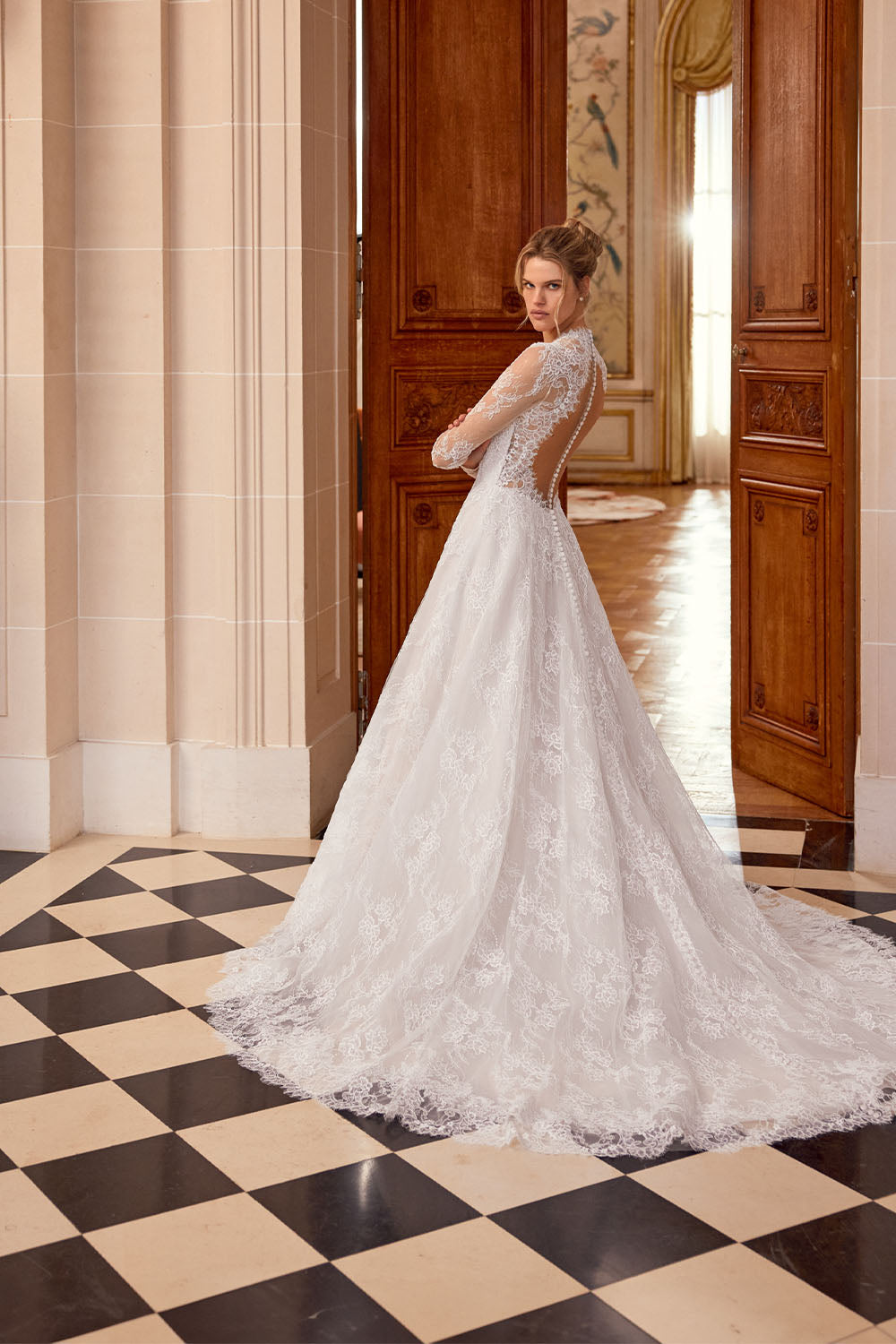 Justin Alexander, Heavenly Long-Sleeve A-Line Gown | Esposa