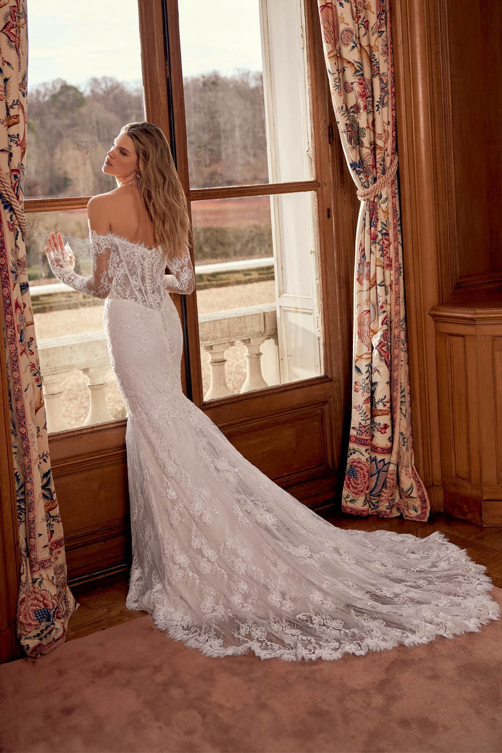 Justin Alexander, Mesmerizing Off-the-Shoulder Lace Mermaid Gown | Esposa