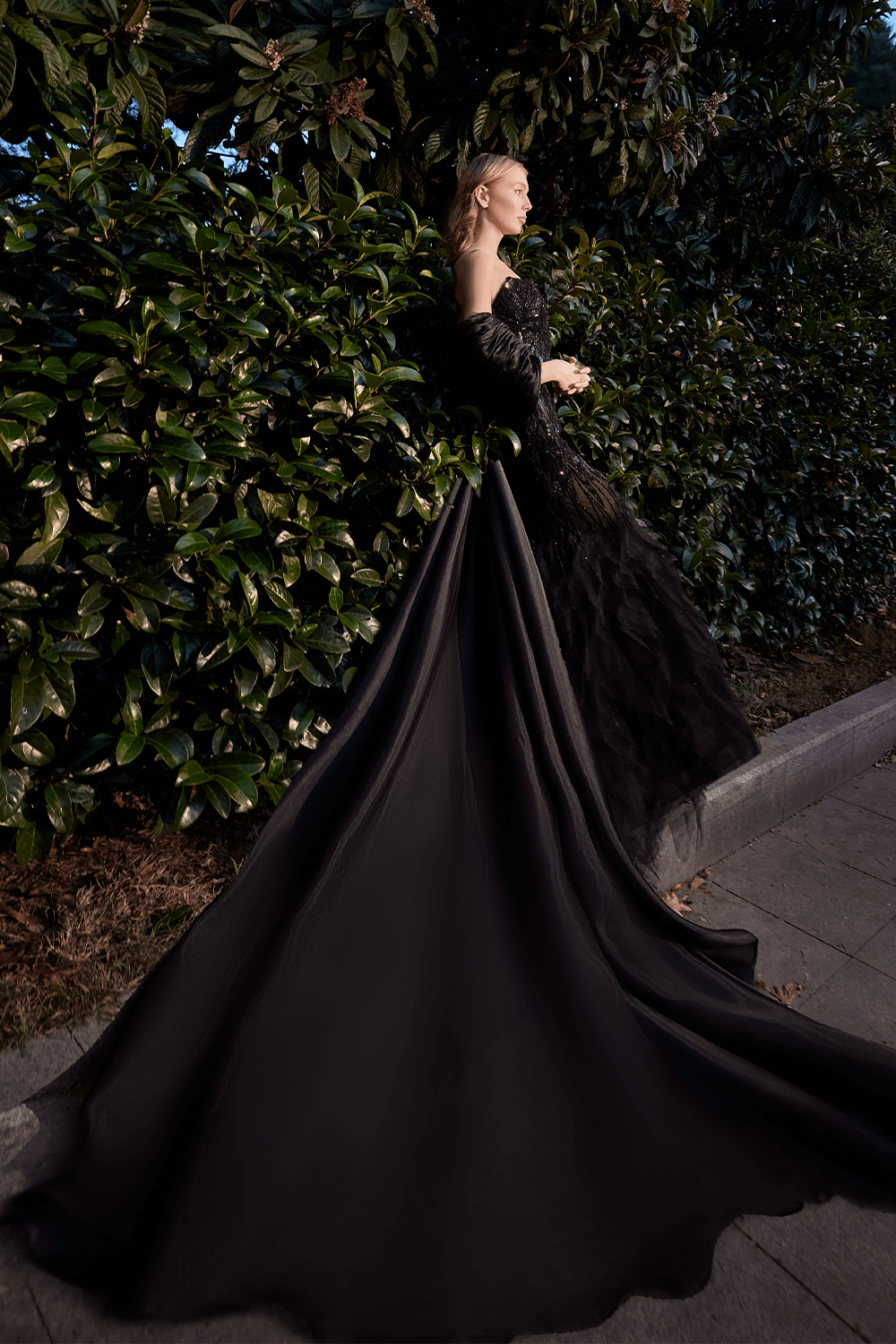 964 | Mermaid Gown With Ruffles | Esposa