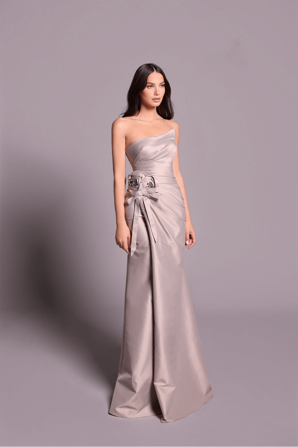 Tarek Ediz, Minimal Straight Gown | Esposa