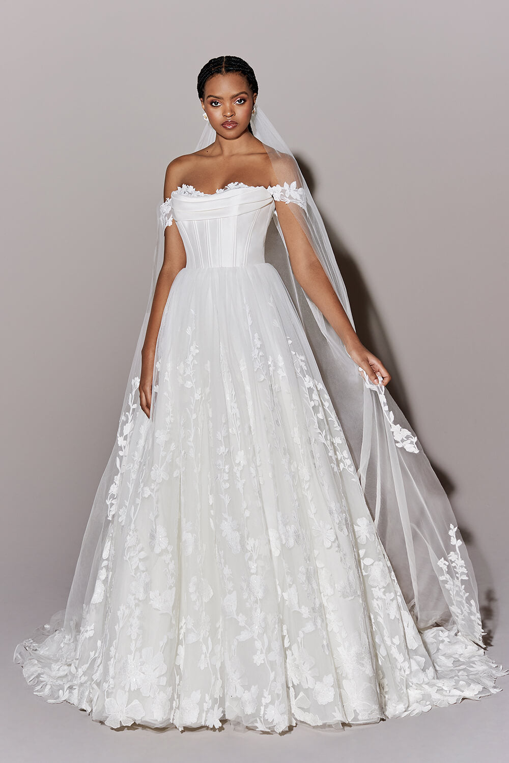 Justin Alexander, Romantic Bridal Gown | Esposa