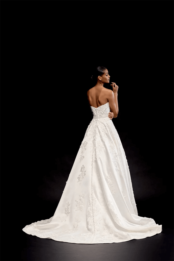 Justin Alexander, Strapless Wedding Gown | Esposa