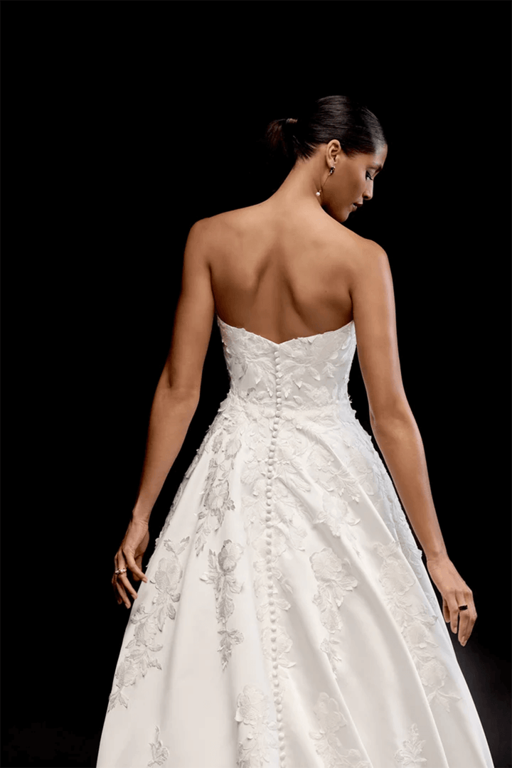 Justin Alexander, Strapless Wedding Gown | Esposa