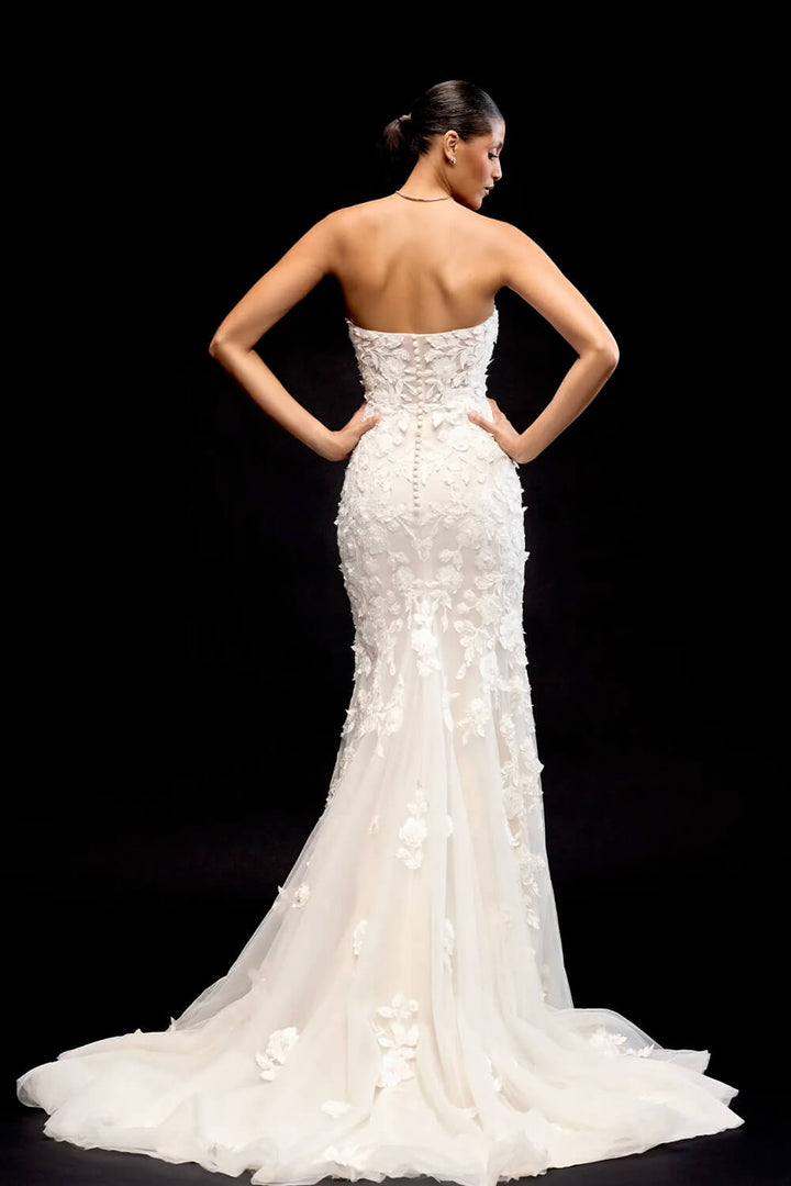 Justin Alexander, Strapless Wedding Gown | Esposa