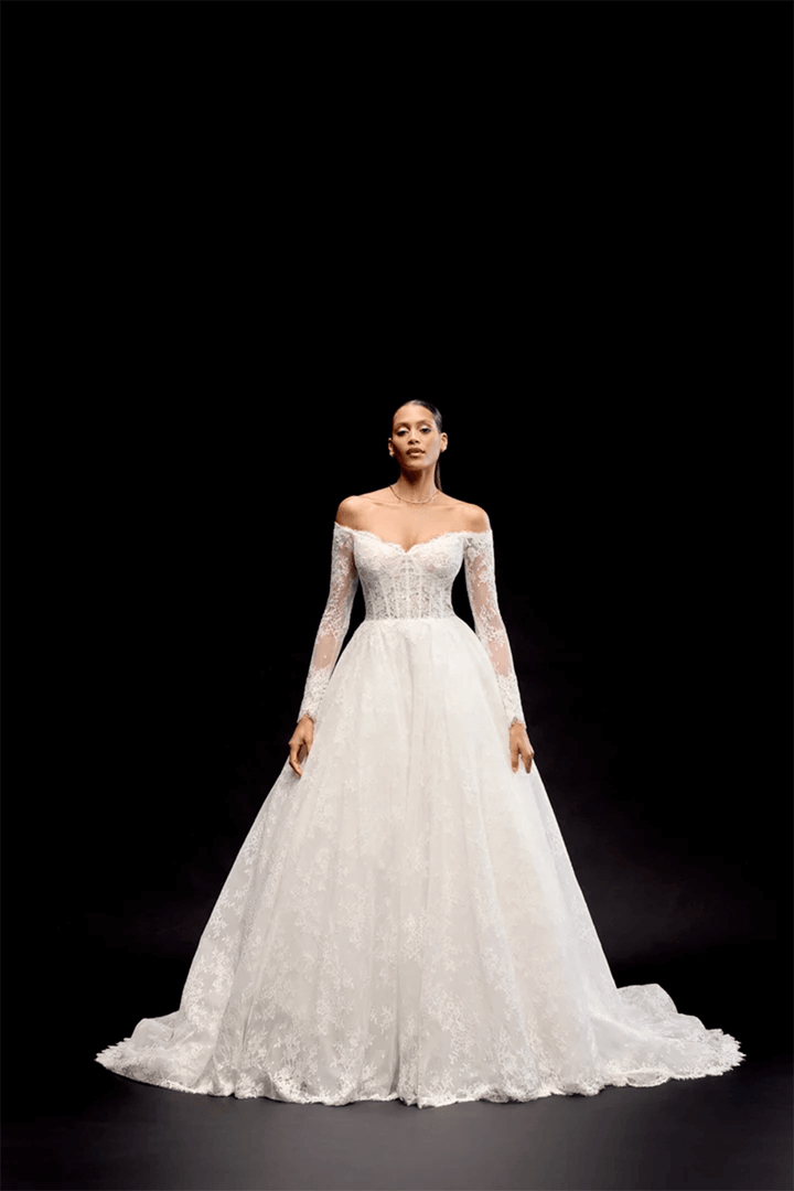 Justin Alexander, Off Shoulder Ball Gown | Esposa