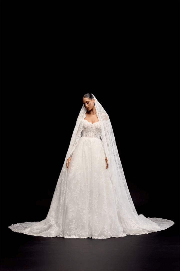 Justin Alexander, Off Shoulder Ball Gown | Esposa