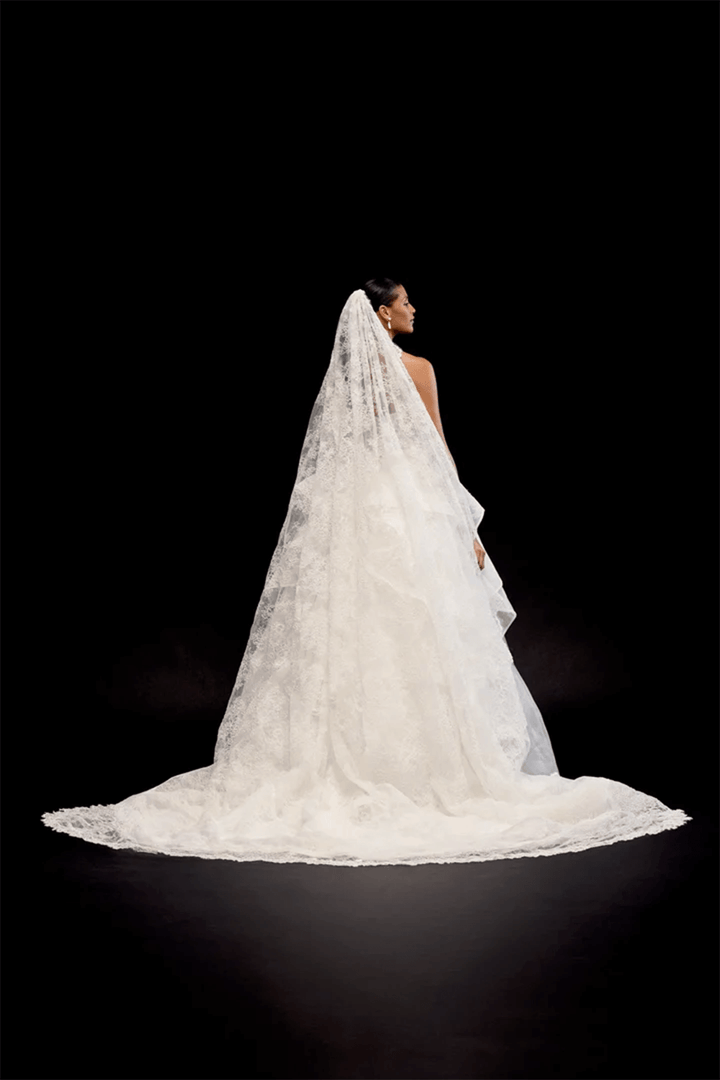 Justin Alexander, Voluminous Ball Gown | Esposa