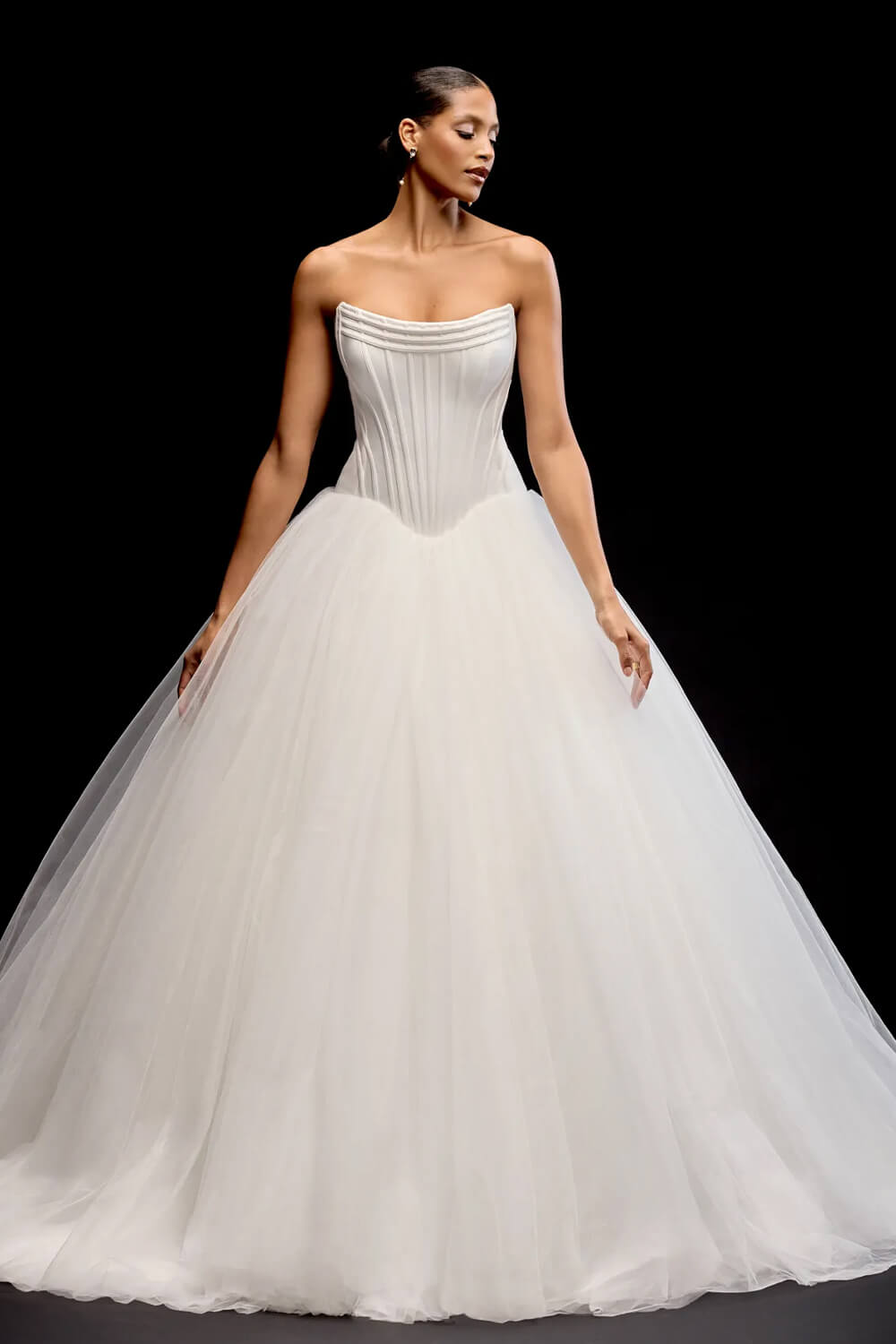 Justin Alexander, Strapless Neckline Ball Gown | Esposa