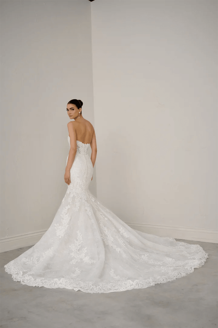 Justin Alexander, Structured Mermaid Gown | Esposa