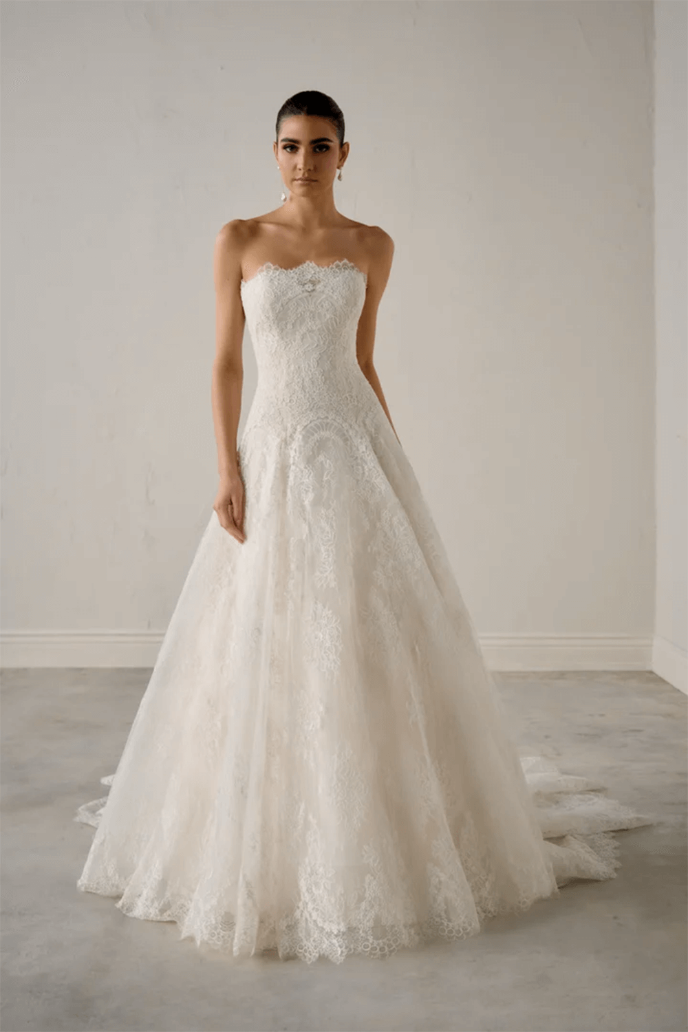 Justin Alexander, Timeless A-line Gown | Esposa