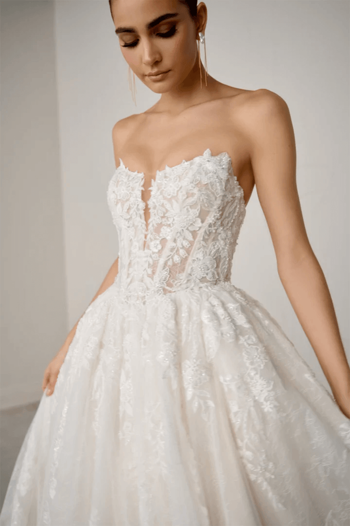 Justin Alexander, Ethereal ball gown | Esposa