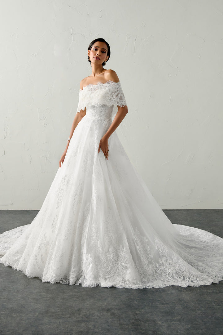 Justin Alexander, Graceful Lace A-Line Gown | Esposa 