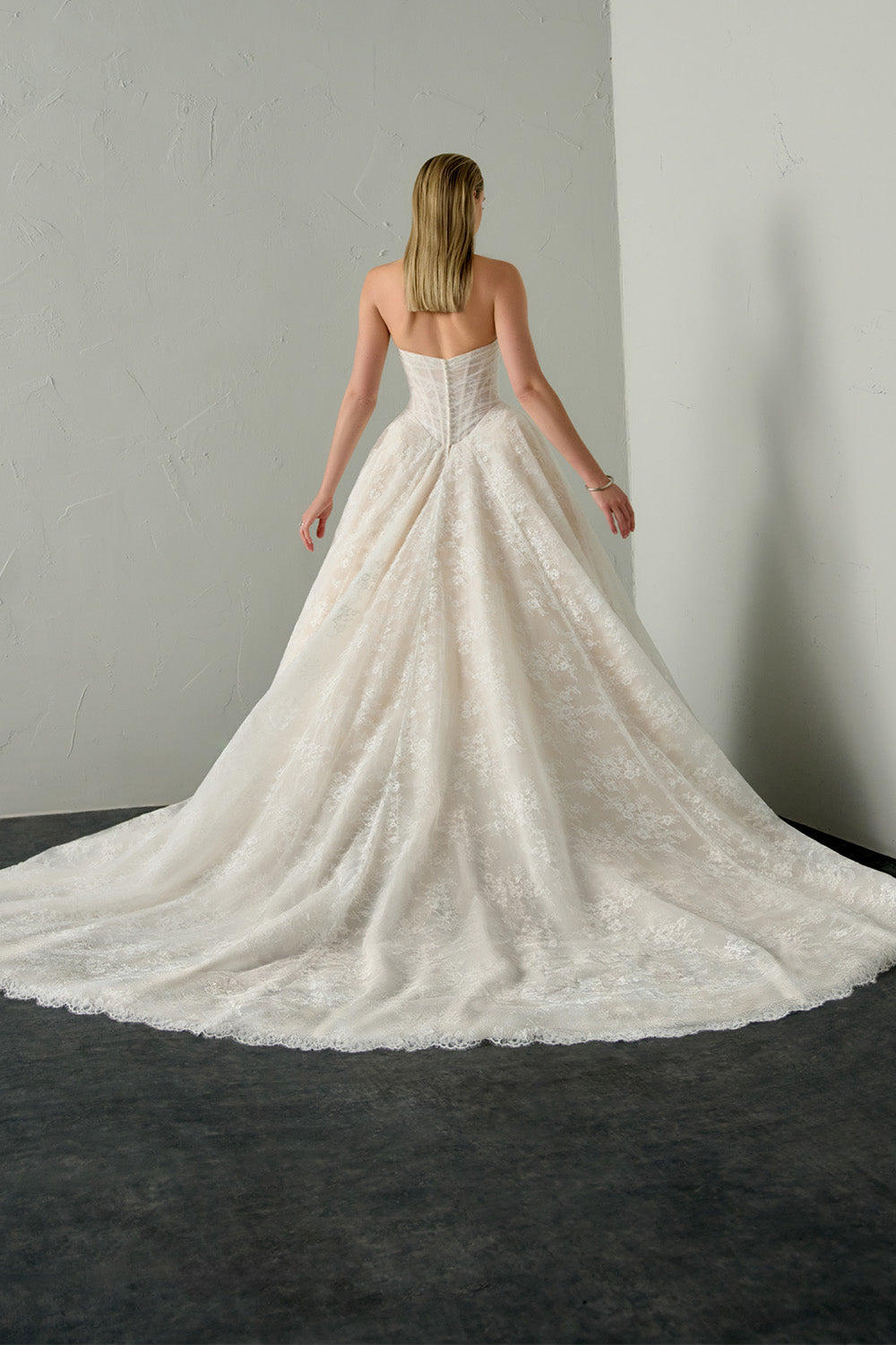 Justin Alexander, Graceful Lace Ball Gown | Esposa