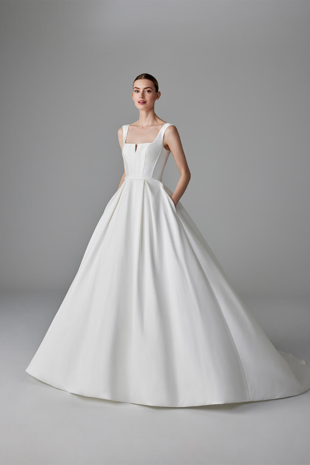 Pronovias, Simple Corset Gown | Esposa