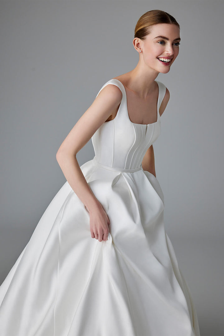 Pronovias, Simple Corset Gown | Esposa