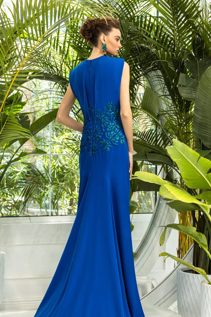 Kristie Romanos, Elegant Patterned Dress | Esposa