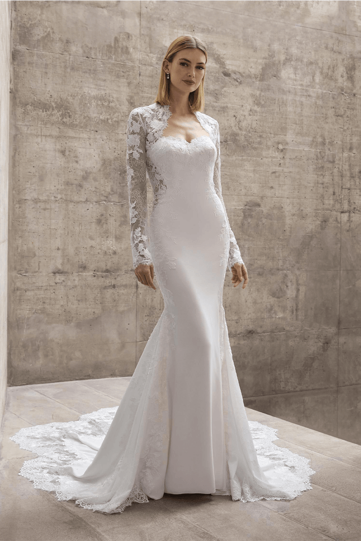 Pronovias, Elegant Mermaid Gown | Esposa