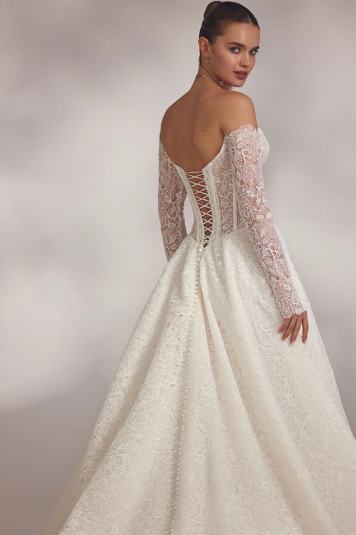 Eva Lendel, Off Shoulder Bridal Gown | Esposa