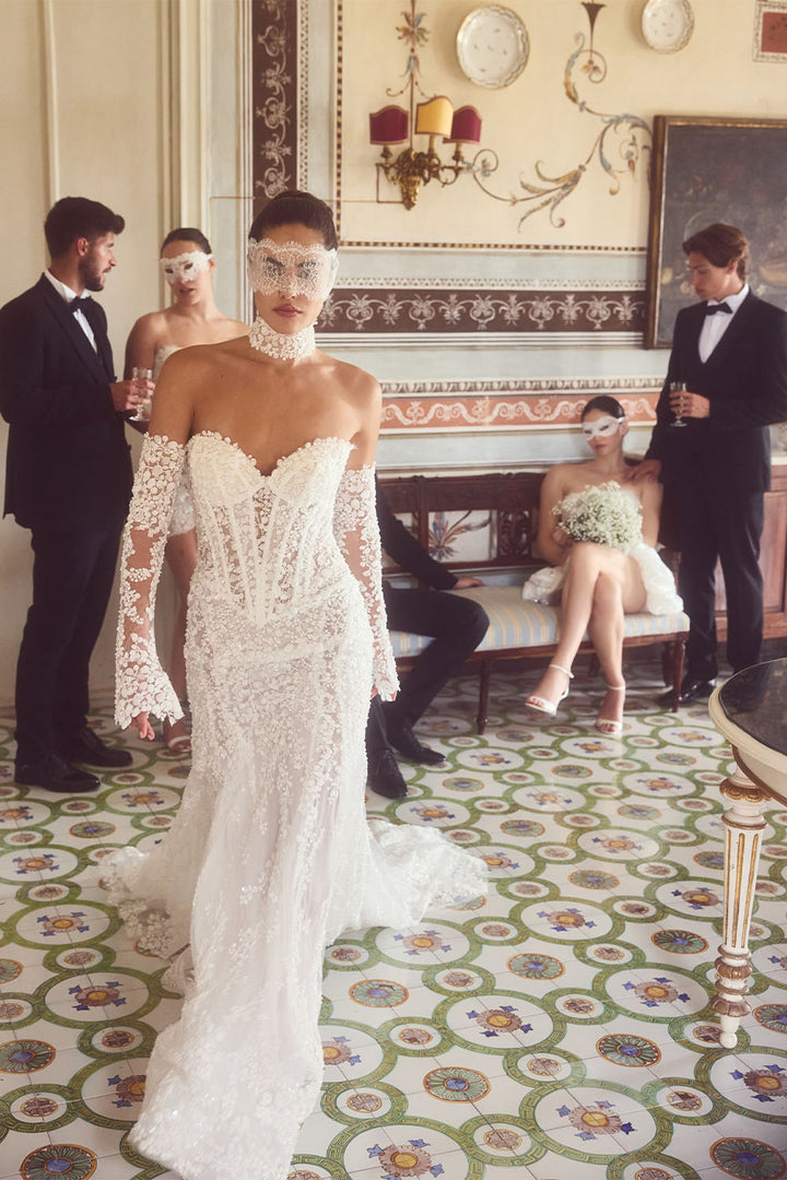 Alessandro Angelozzi, Canova, Modern Mermaid Gown | Esposa