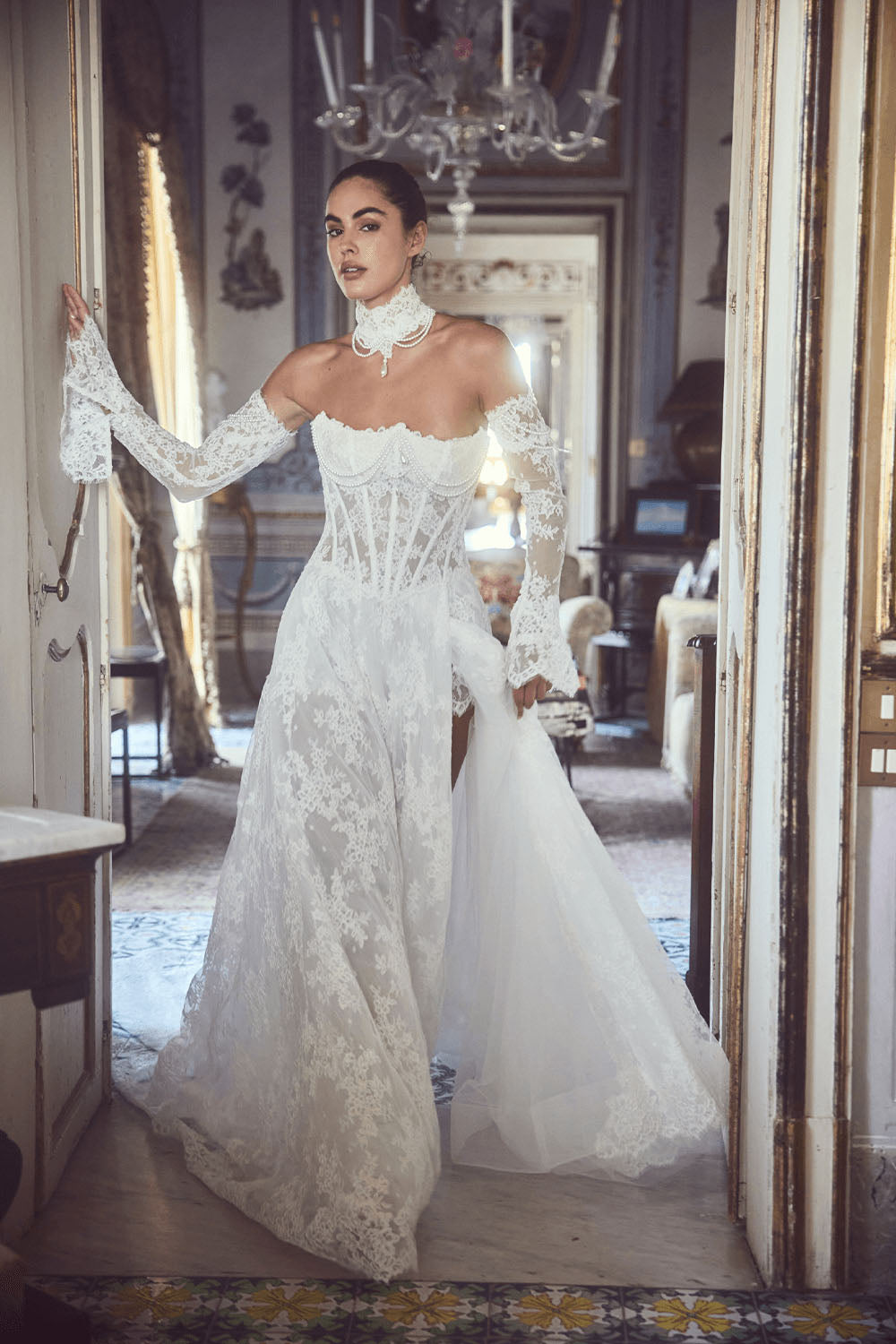 Alessandro Angelozzi, Depisis, Modern A-Line Gown | Esposa