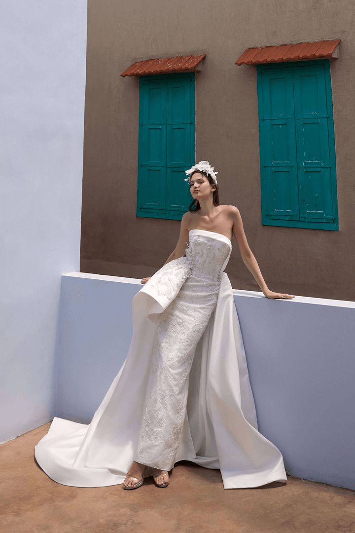 Plume by Kristie, Modern Bridal Gown | Esposa