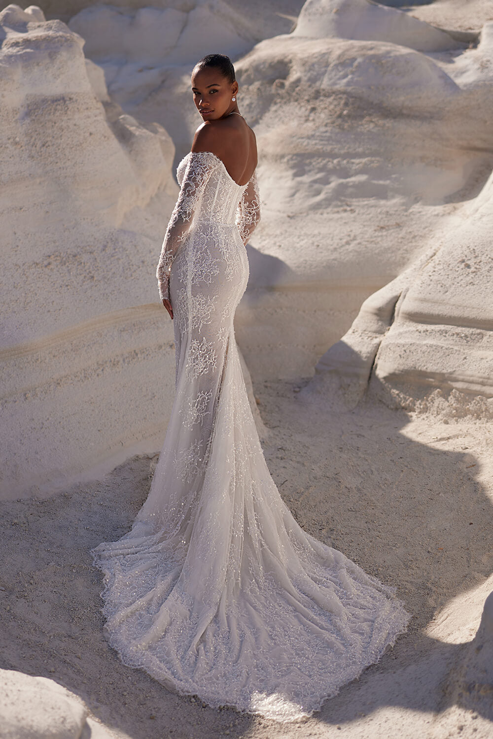 Eva Lendel, Off Shoulder Lace Dress | Esposa