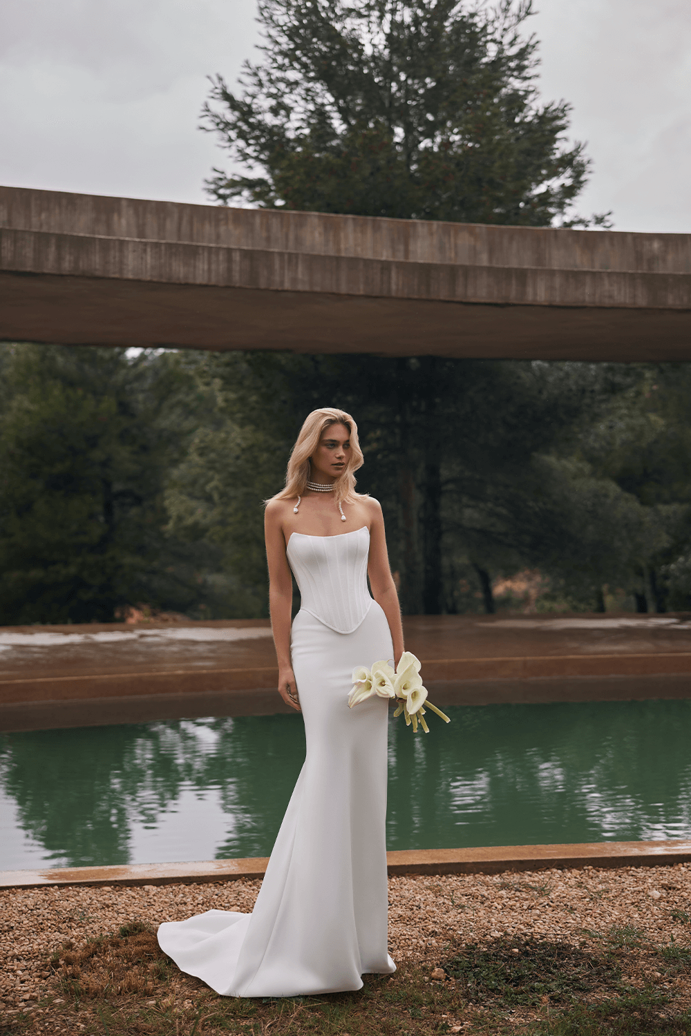 Eva Lendel, Striking Mermaid Gown | Esposa