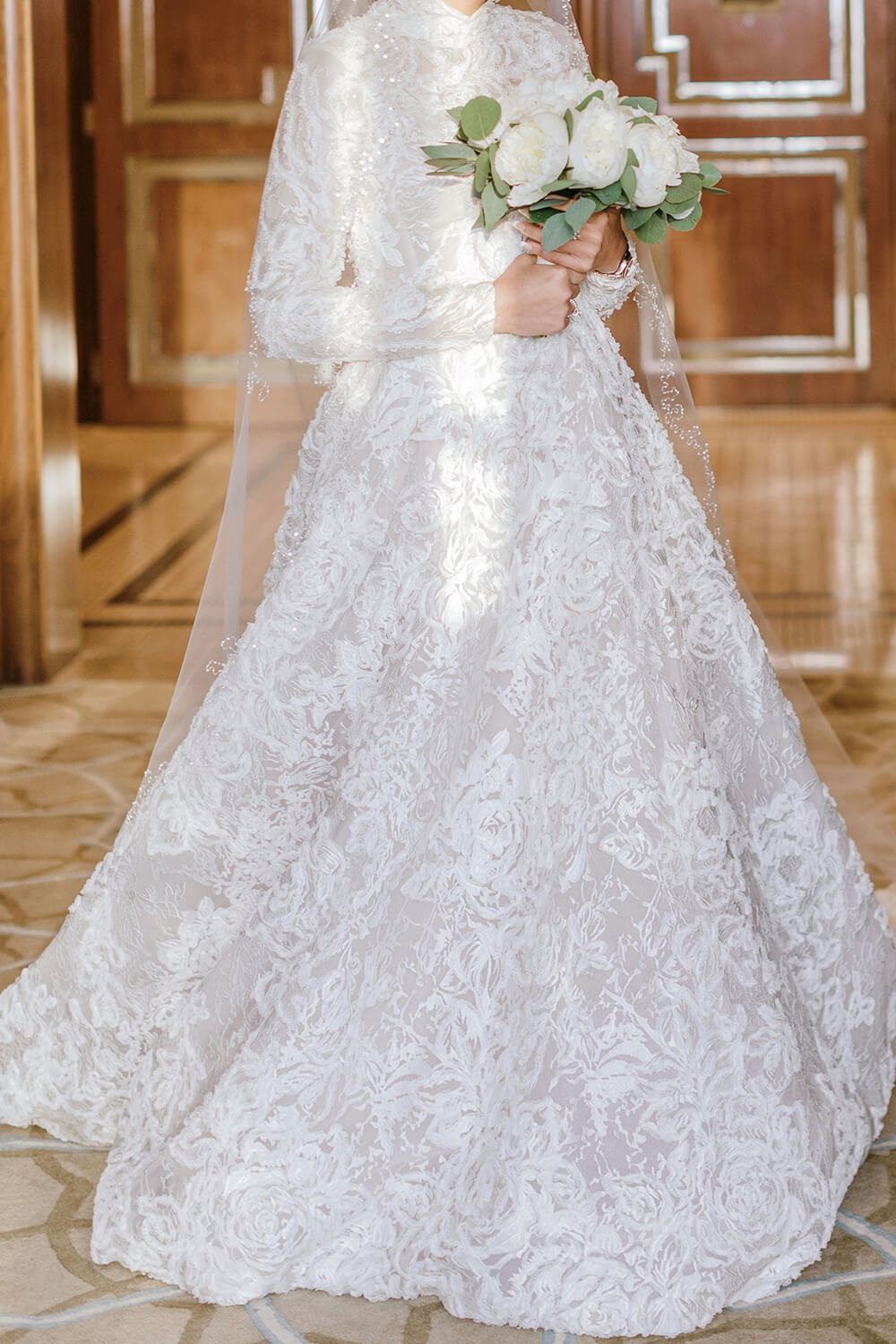 ArabellaDo | Monique Lhuillier | WeDo by Esposa